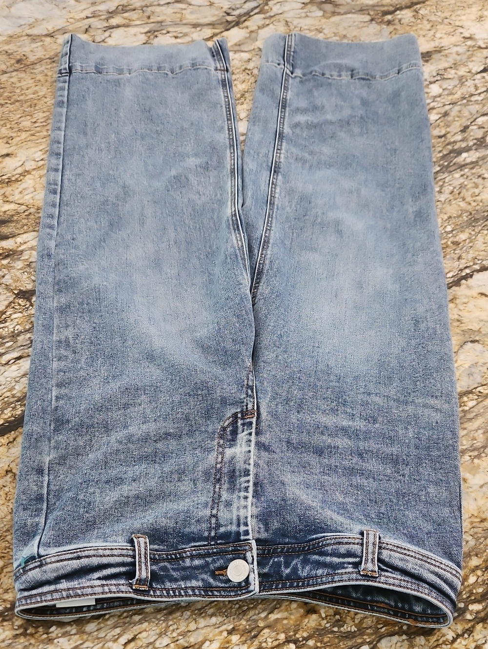OAT New York Women's Denim Jeans. Size 4/27 Inseam 26.5" Rise 10.5"